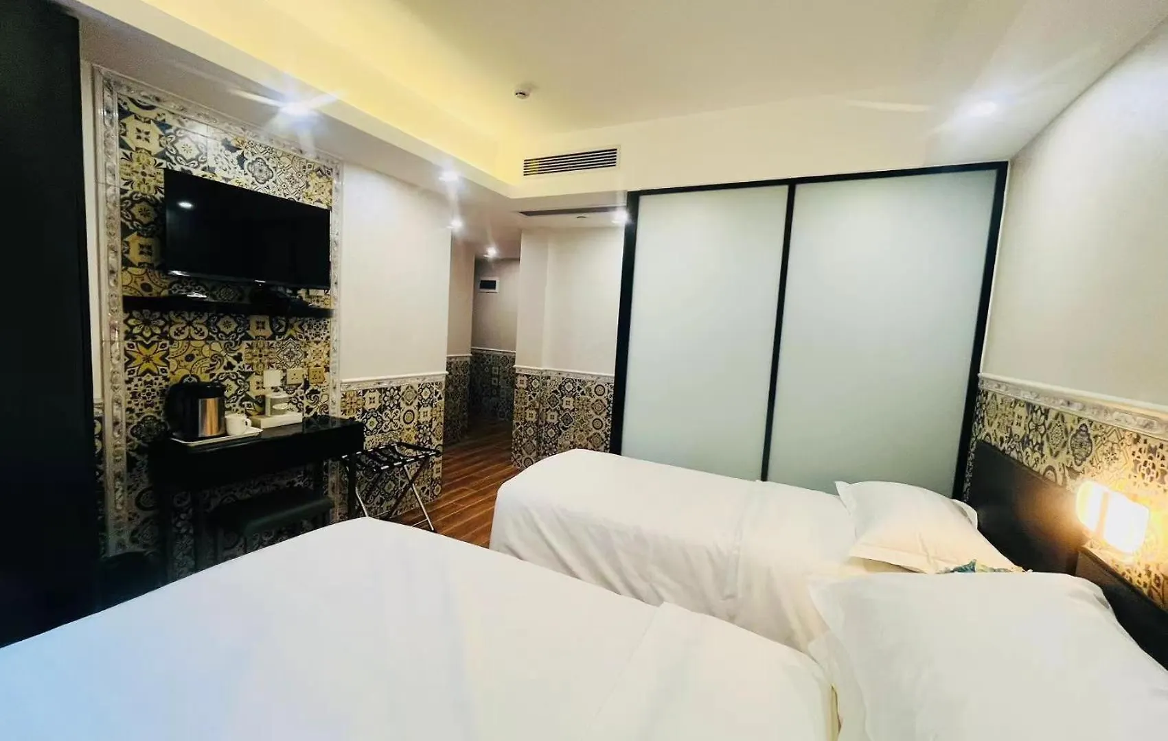Hou Kong Boutique Hostel Macau China